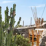 Pure Mykonos * Plintri
